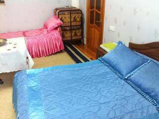 Гостевой дом Hasanovs Villa Баку Трехместный номер-21